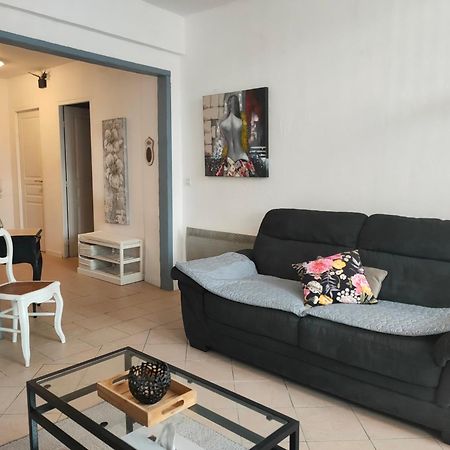 Meuble 3 Etoiles Dans Un Petit Village Du Gers Villecomtal-Sur-Arros Esterno foto