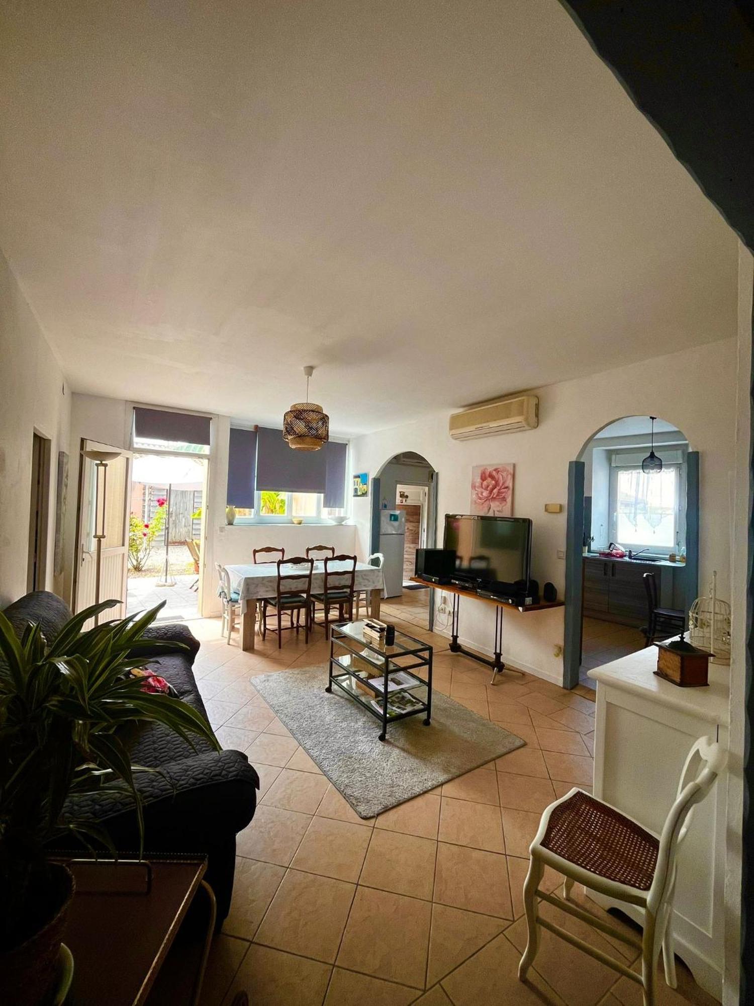 Meuble 3 Etoiles Dans Un Petit Village Du Gers Villecomtal-Sur-Arros Esterno foto